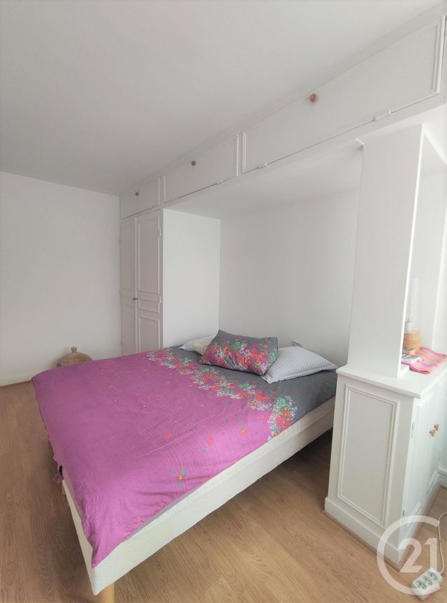 Appartement F2 à louer - 2 pièces - 40.8 m2 - PARIS - 75015 - ILE-DE-FRANCE - Century 21 Immoside Lecourbe Vaugirard