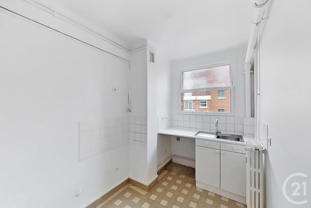 Appartement F3 à louer - 3 pièces - 65.0 m2 - PARIS - 75015 - ILE-DE-FRANCE - Century 21 Immoside Lecourbe Vaugirard