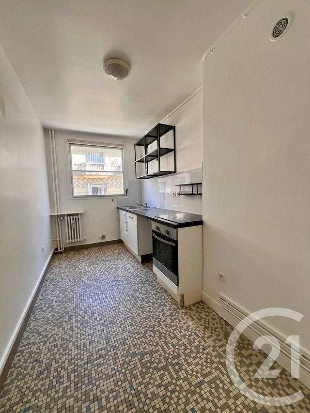 Appartement F3 à louer - 3 pièces - 78.4 m2 - PARIS - 75007 - ILE-DE-FRANCE - Century 21 Immoside Lecourbe Vaugirard