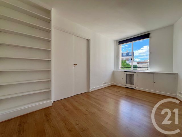 Appartement F3 à louer - 3 pièces - 78.4 m2 - PARIS - 75007 - ILE-DE-FRANCE - Century 21 Immoside Lecourbe Vaugirard