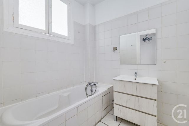 Appartement F2 à vendre - 2 pièces - 49.58 m2 - PARIS - 75015 - ILE-DE-FRANCE - Century 21 Immoside Lecourbe Vaugirard