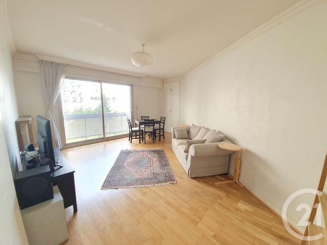 Appartement à louer - 2 pièces - 50.26 m2 - PARIS - 75015 - ILE-DE-FRANCE - Century 21 Immoside Lecourbe Vaugirard