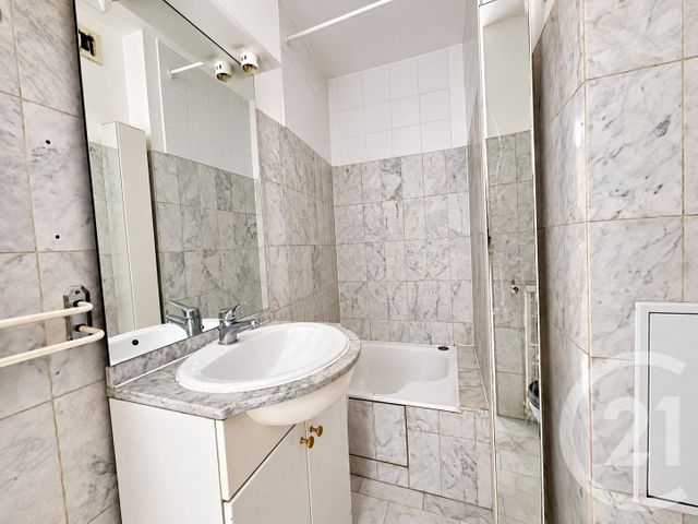 Appartement Studio à vendre - 1 pièce - 17.5 m2 - PARIS - 75015 - ILE-DE-FRANCE - Century 21 Immoside Lecourbe Vaugirard