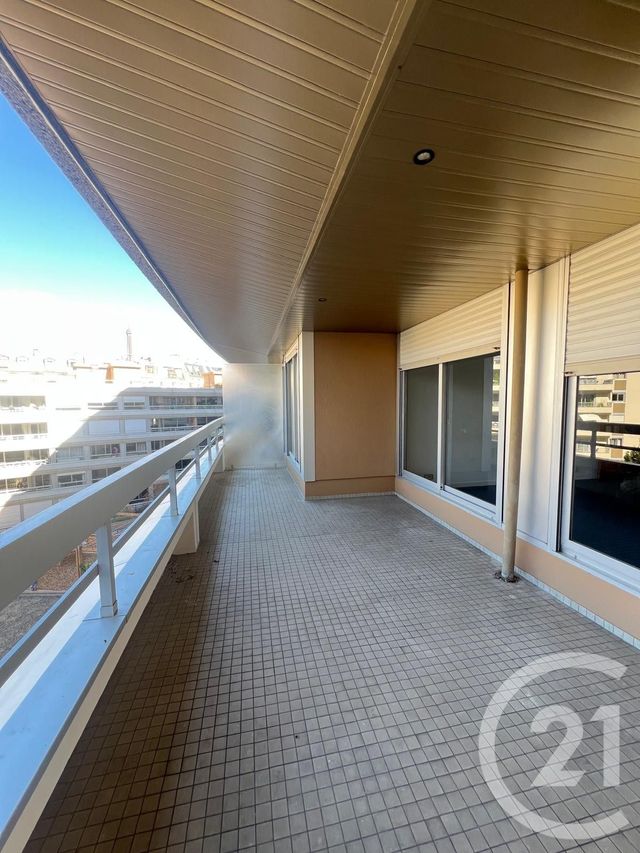 Appartement F3 à louer - 3 pièces - 74.26 m2 - PARIS - 75015 - ILE-DE-FRANCE - Century 21 Immoside Lecourbe Vaugirard