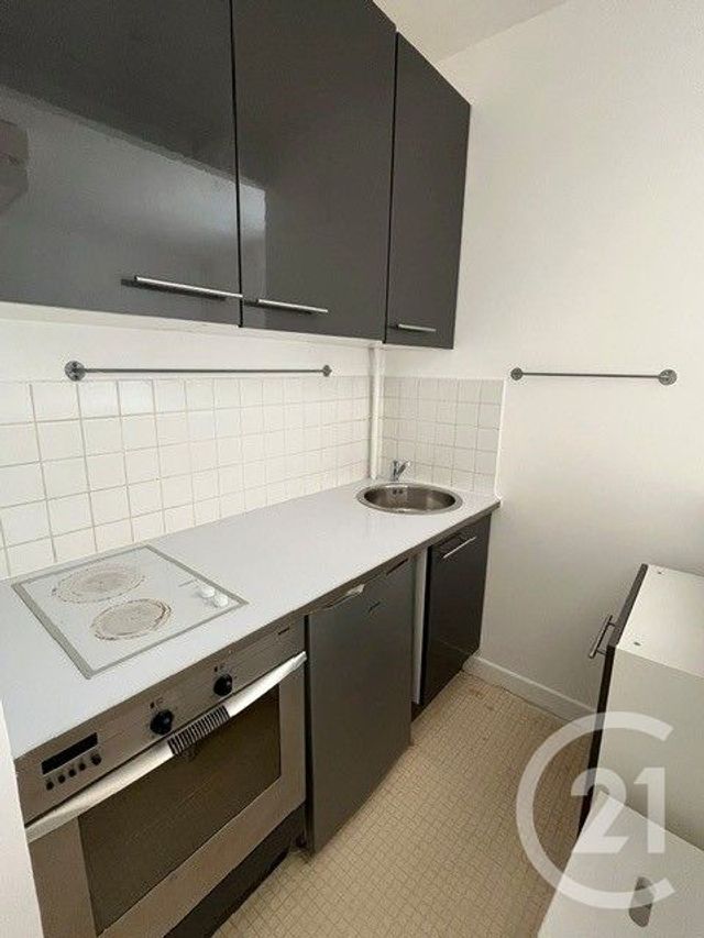 Appartement F1 à louer - 1 pièce - 25.0 m2 - PARIS - 75007 - ILE-DE-FRANCE - Century 21 Immoside Lecourbe Vaugirard