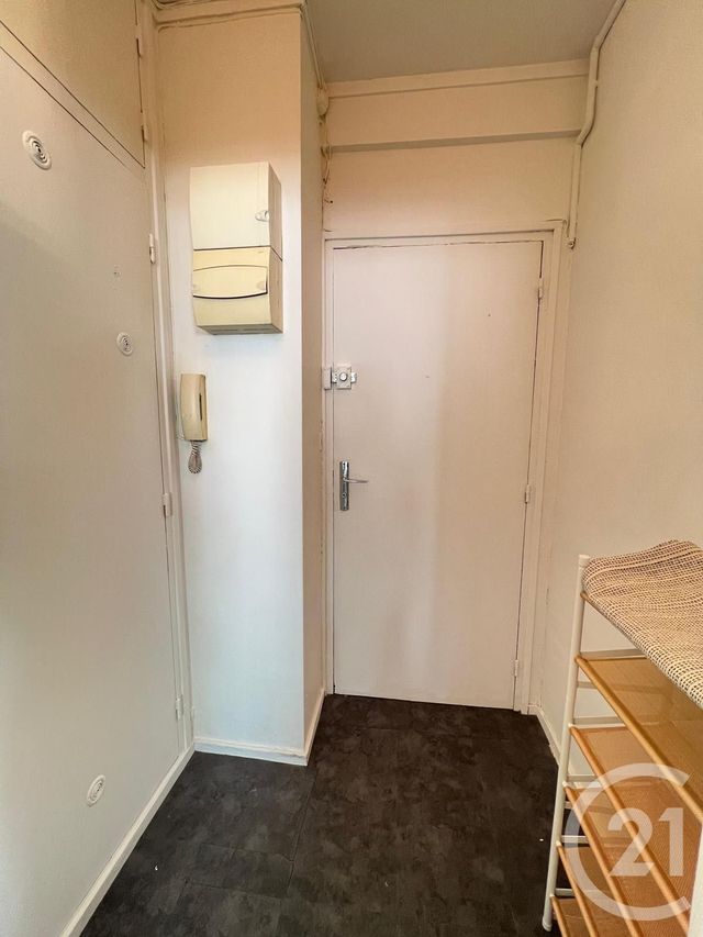 Appartement F1 à louer - 1 pièce - 23.8 m2 - PARIS - 75015 - ILE-DE-FRANCE - Century 21 Immoside Lecourbe Vaugirard