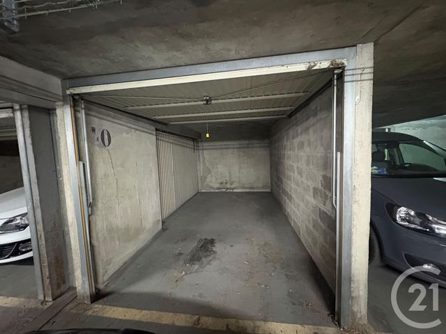 parking à vendre - 12.49 m2 - PARIS - 75015 - ILE-DE-FRANCE - Century 21 Immoside Lecourbe Vaugirard